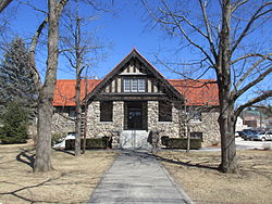 Hills Memorial Library, Hudson NH